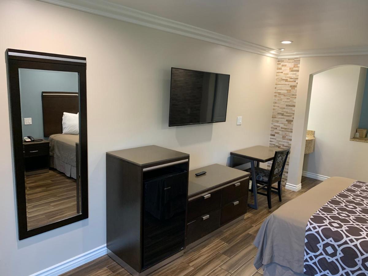 Walnut Inn & Suites West Covina Ngoại thất bức ảnh