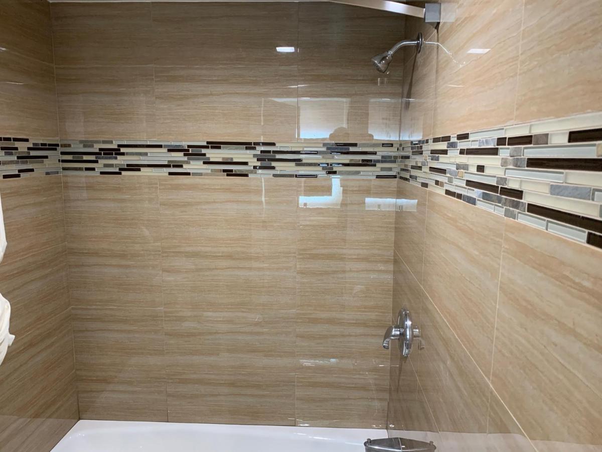 Walnut Inn & Suites West Covina Ngoại thất bức ảnh