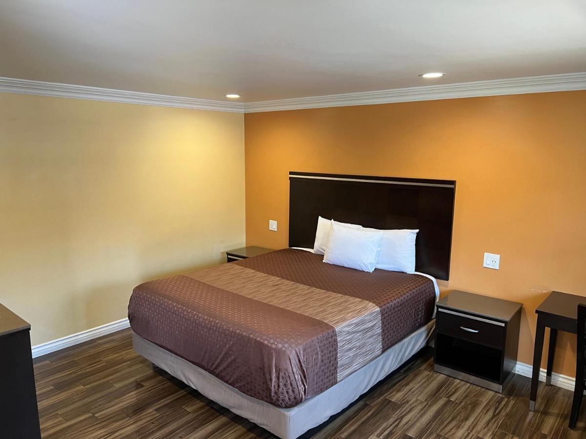 Walnut Inn & Suites West Covina Ngoại thất bức ảnh