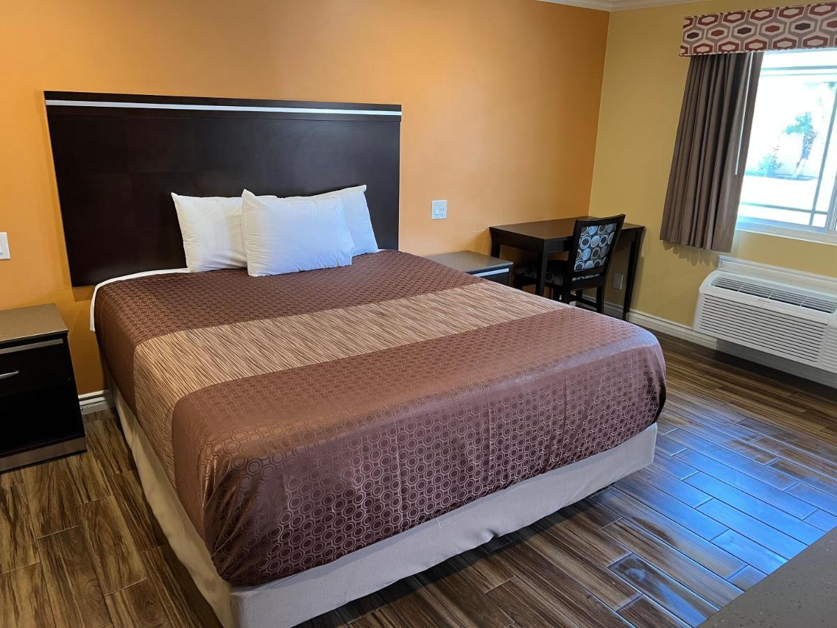 Walnut Inn & Suites West Covina Ngoại thất bức ảnh