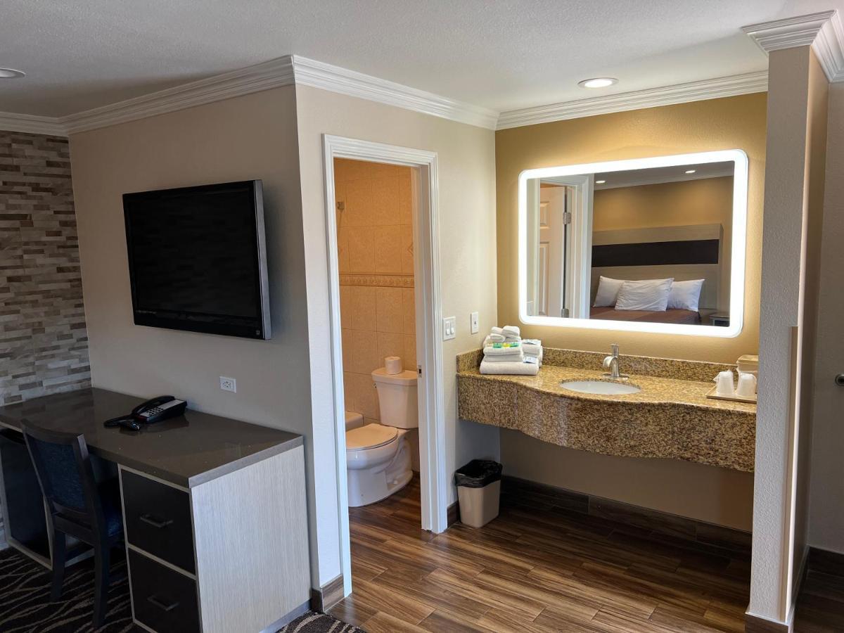 Walnut Inn & Suites West Covina Ngoại thất bức ảnh