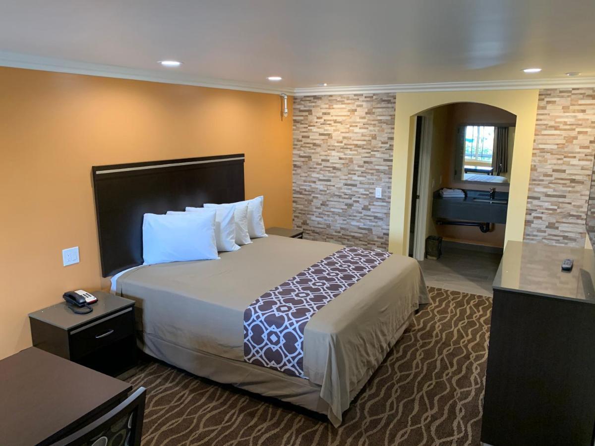 Walnut Inn & Suites West Covina Ngoại thất bức ảnh