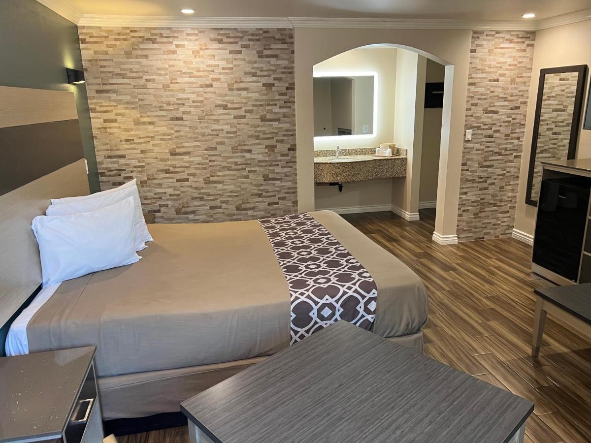 Walnut Inn & Suites West Covina Ngoại thất bức ảnh