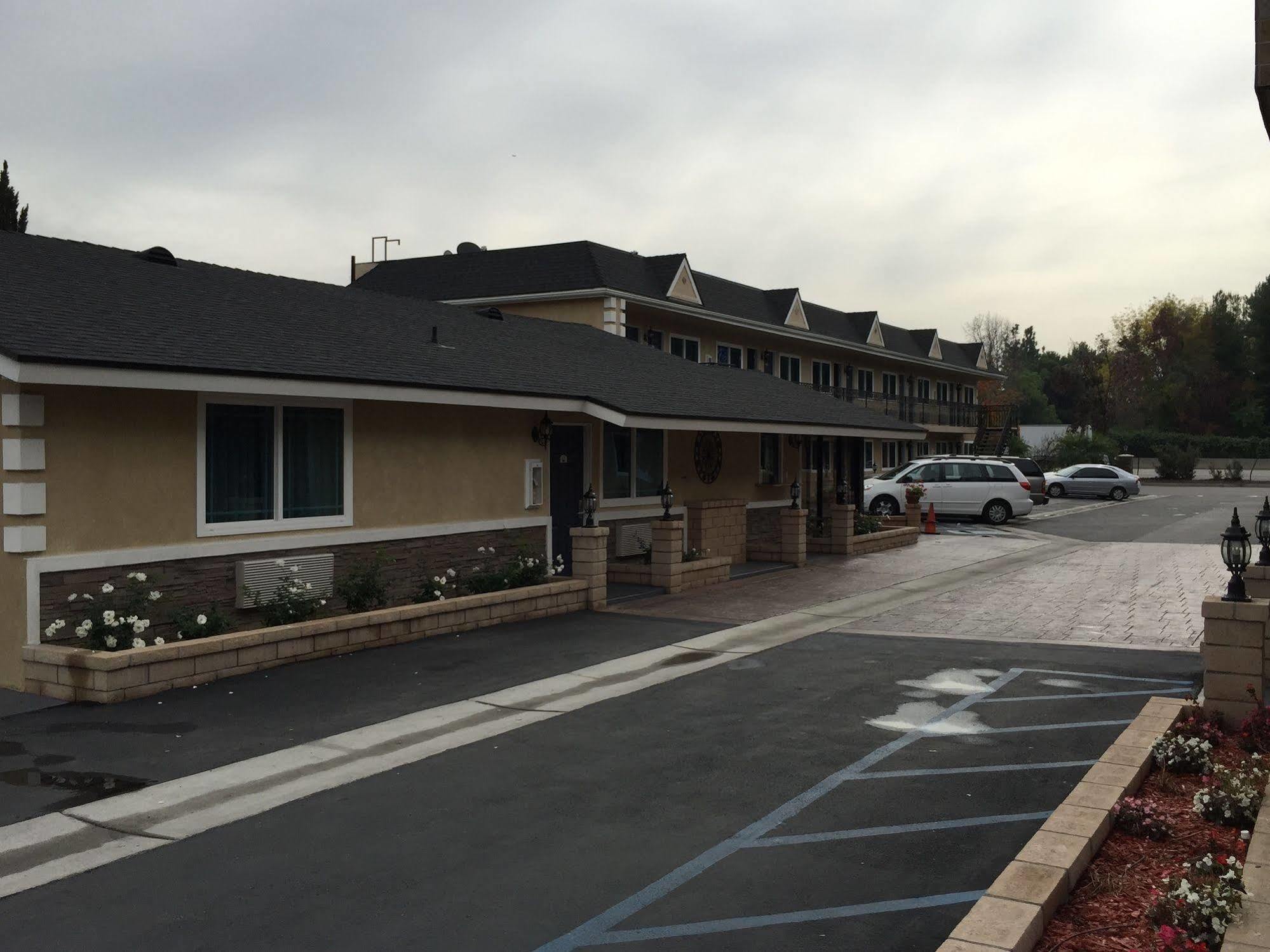Walnut Inn & Suites West Covina Ngoại thất bức ảnh