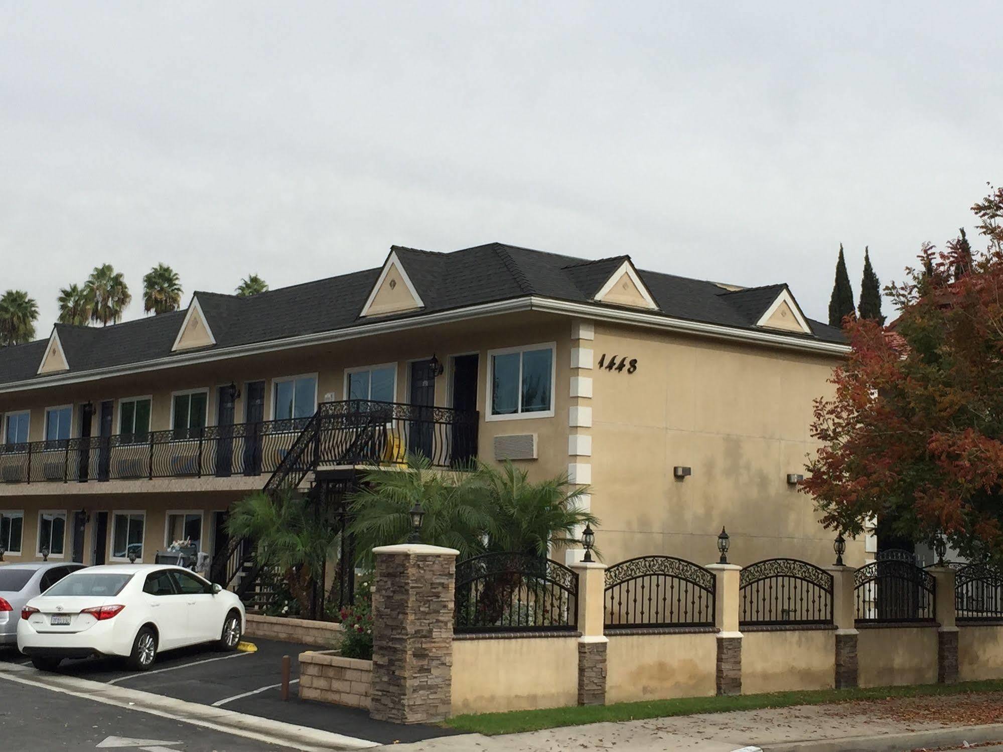 Walnut Inn & Suites West Covina Ngoại thất bức ảnh