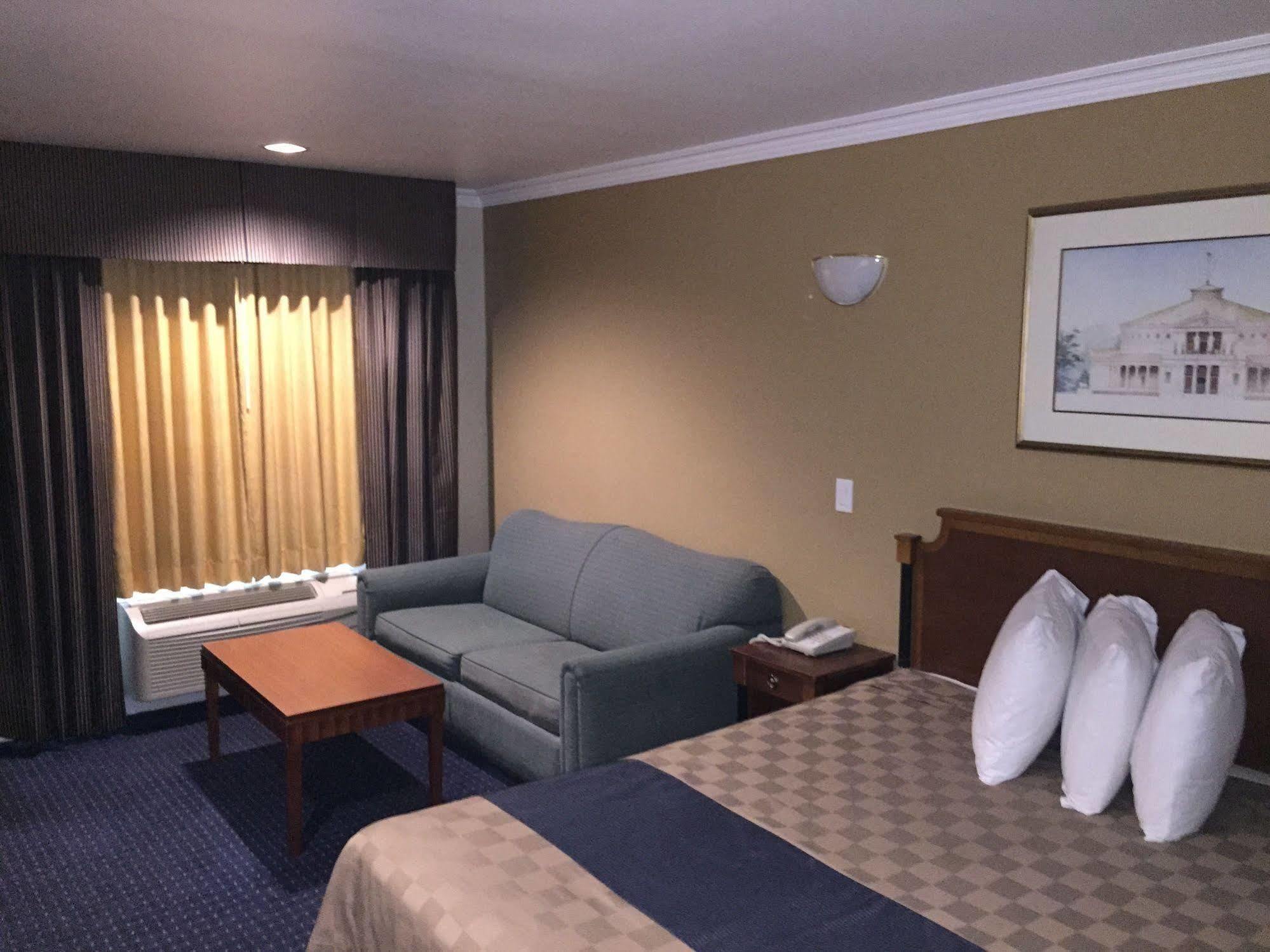 Walnut Inn & Suites West Covina Ngoại thất bức ảnh