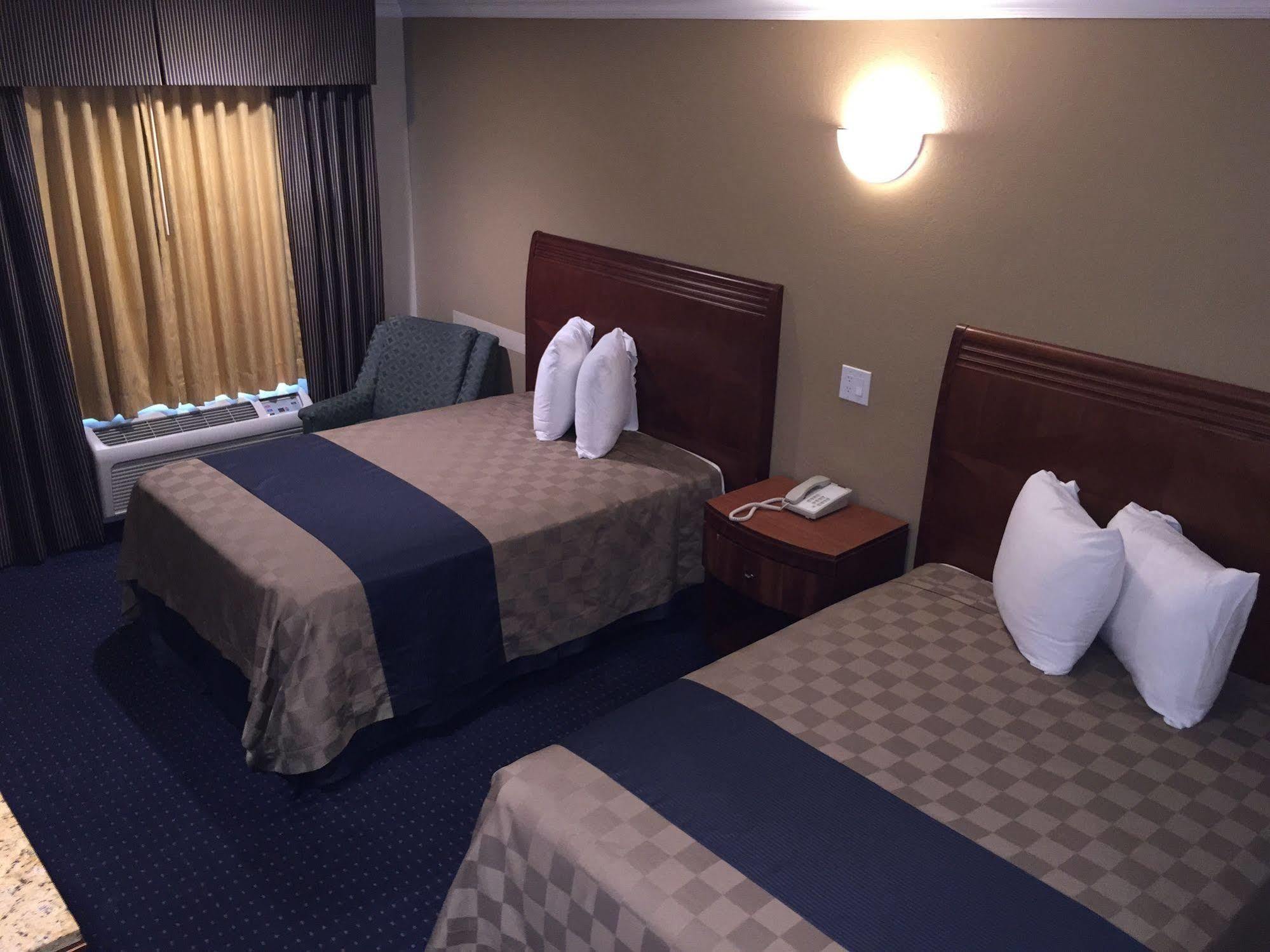 Walnut Inn & Suites West Covina Ngoại thất bức ảnh