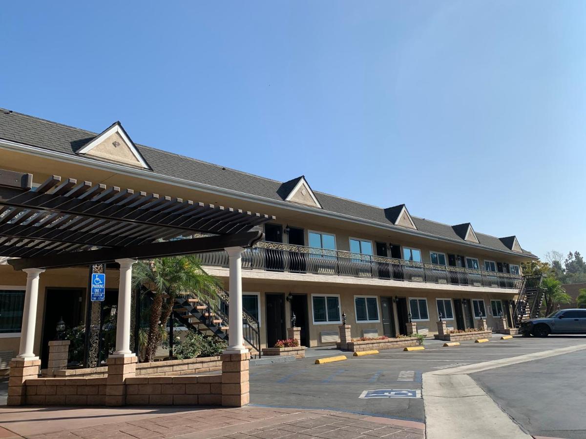 Walnut Inn & Suites West Covina Ngoại thất bức ảnh